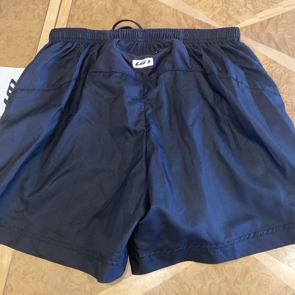 NWT!! Louis Garneau Women's Cycling Shorts Micron Light Size Small - Picture 7 of 11